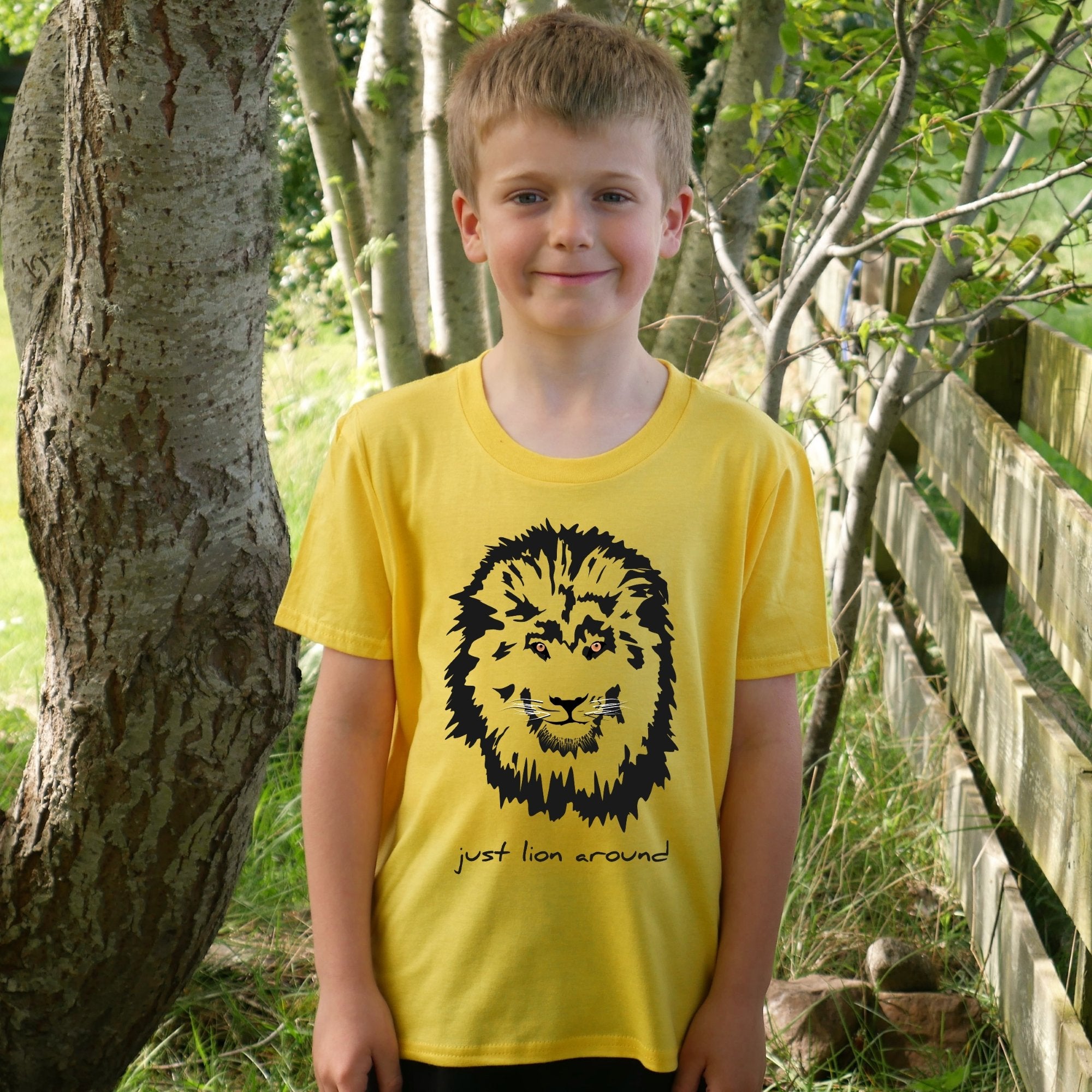 Just Lion Around - Unisex Kids T-Shirt - Scarf Monkey